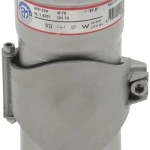 75 HST cleaning pipe