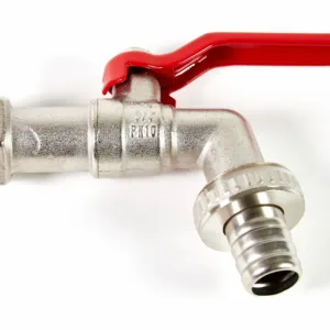 Kulavtappningsventil 15 med slanganslutning